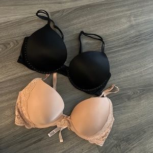 Victoria’s Secret 34D push up bras set of 2